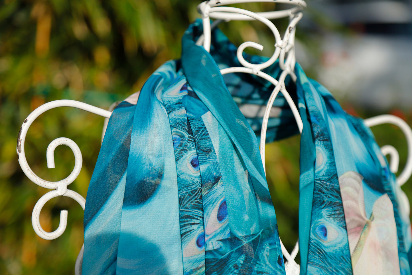 SCIARPE ECO-CHIFFON PATCH PAVONE