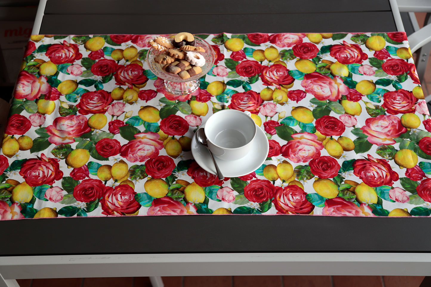 TOVAGLIA ROSE E LIMONI tela puro cotone