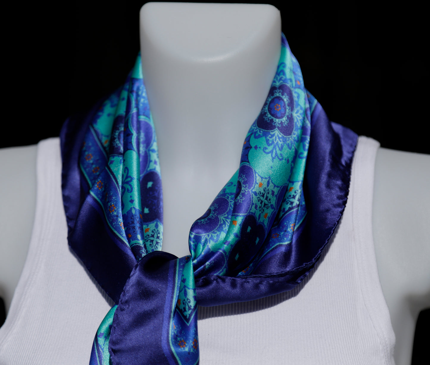 FOULARD PURA SETA fantasia GEOMETRICA