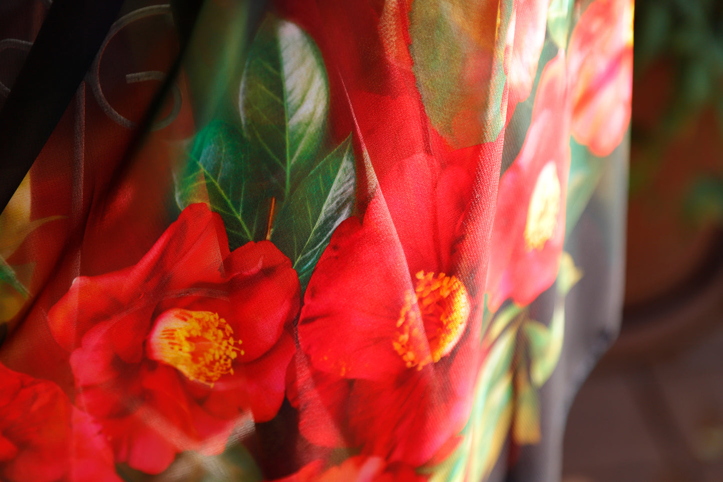 STOLA/PAREO GEORGETTE CAMELIE fondo nero